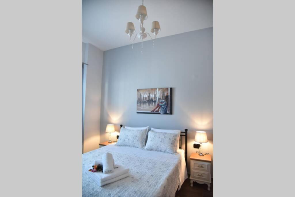 Family Apartments 4 Lechaio エクステリア 写真